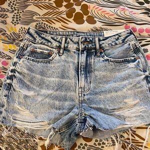 American Eagle High Waisted Tomgirl Midi Short